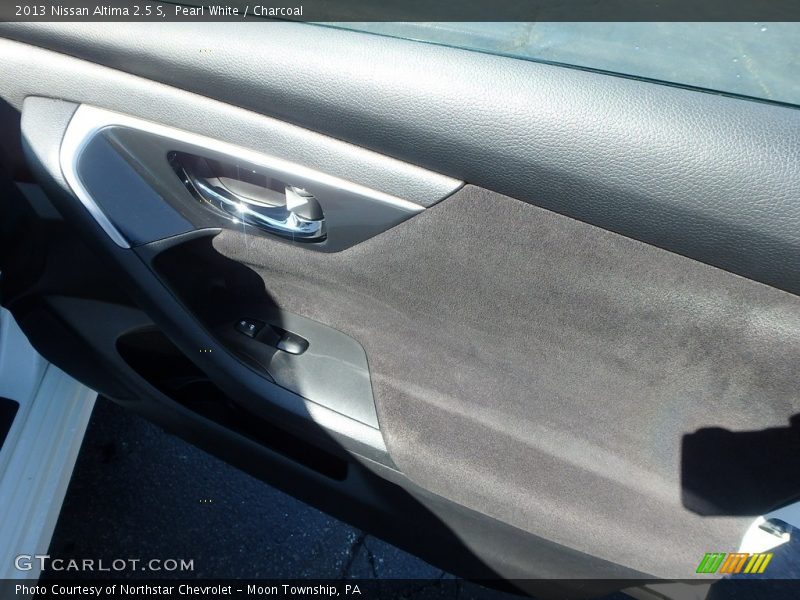 Pearl White / Charcoal 2013 Nissan Altima 2.5 S