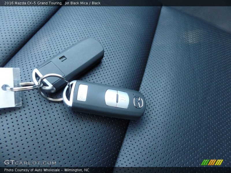 Jet Black Mica / Black 2016 Mazda CX-5 Grand Touring