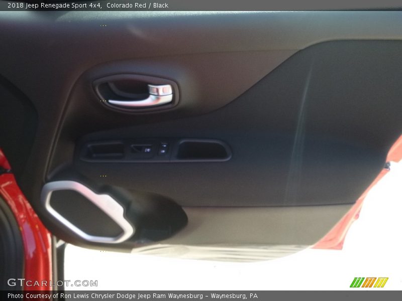 Colorado Red / Black 2018 Jeep Renegade Sport 4x4