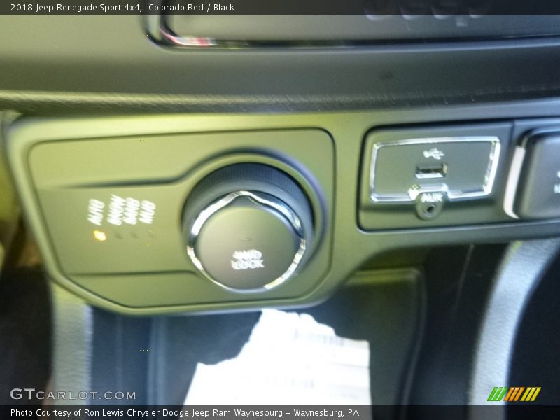 Colorado Red / Black 2018 Jeep Renegade Sport 4x4