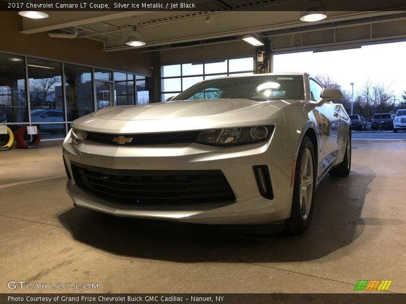 Silver Ice Metallic / Jet Black 2017 Chevrolet Camaro LT Coupe