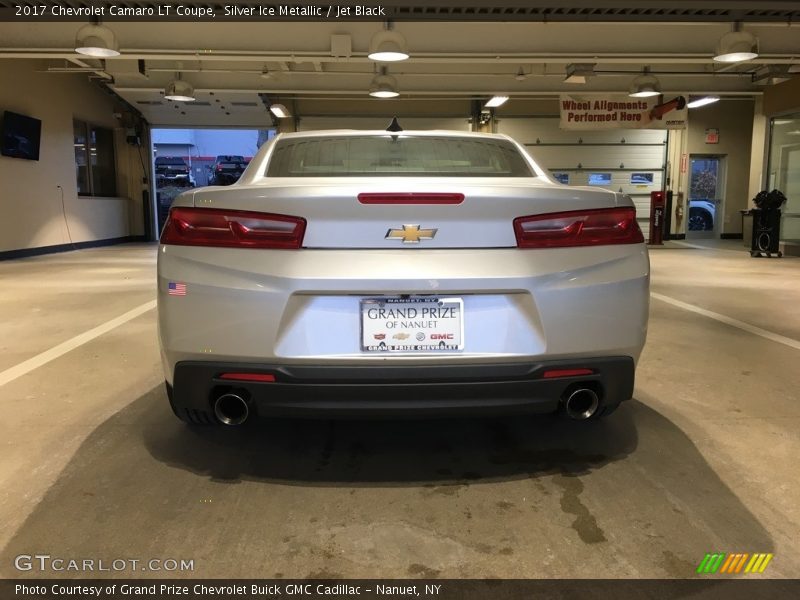 Silver Ice Metallic / Jet Black 2017 Chevrolet Camaro LT Coupe