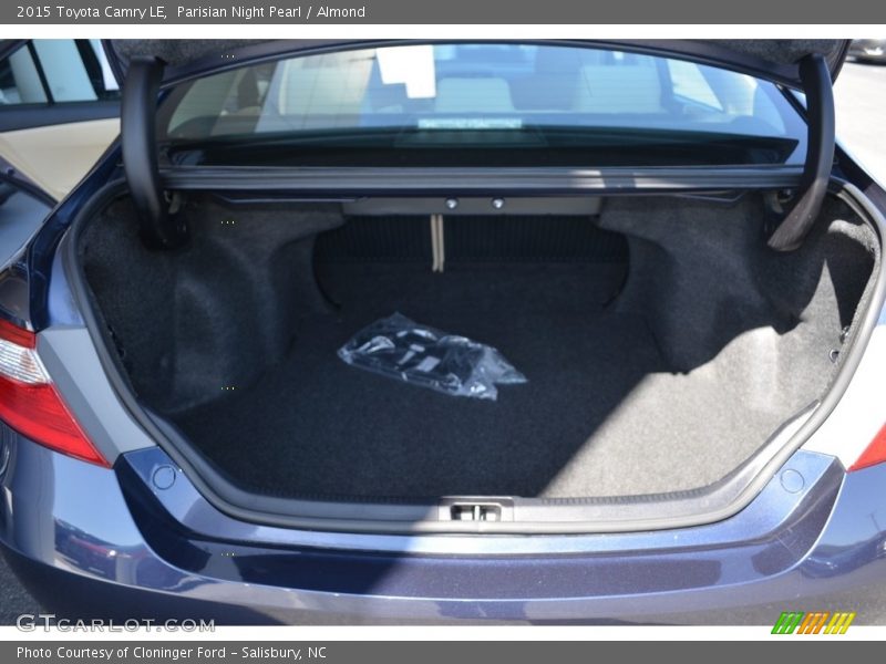 Parisian Night Pearl / Almond 2015 Toyota Camry LE