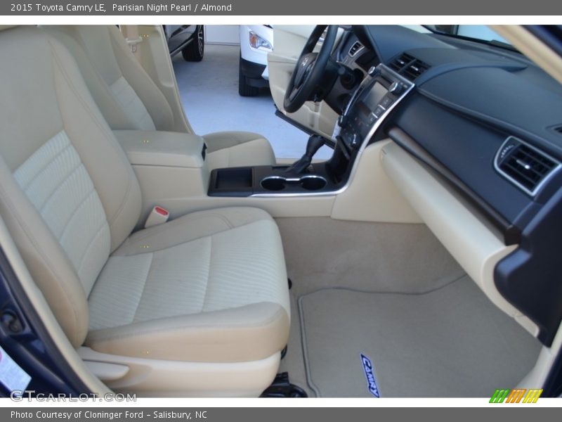 Parisian Night Pearl / Almond 2015 Toyota Camry LE