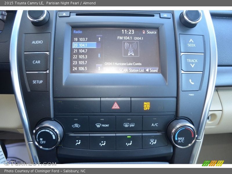 Parisian Night Pearl / Almond 2015 Toyota Camry LE