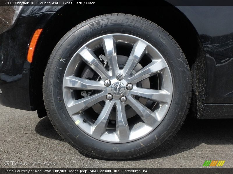 Gloss Black / Black 2018 Chrysler 300 Touring AWD