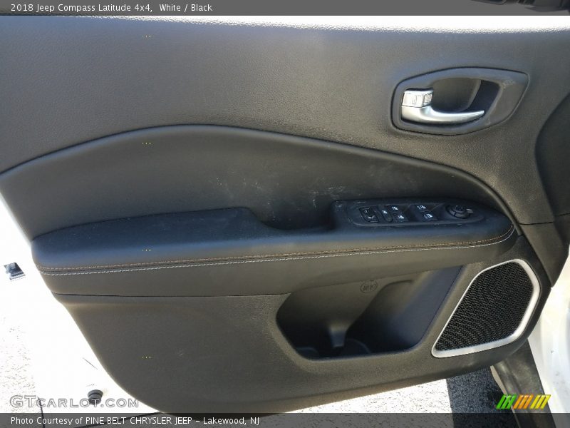 White / Black 2018 Jeep Compass Latitude 4x4