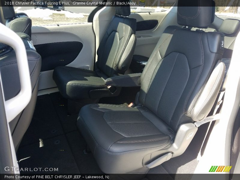 Granite Crystal Metallic / Black/Alloy 2018 Chrysler Pacifica Touring L Plus