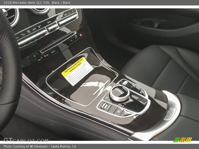 Black / Black 2018 Mercedes-Benz GLC 300