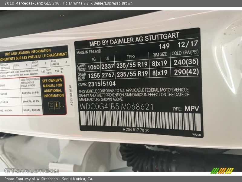 Polar White / Silk Beige/Espresso Brown 2018 Mercedes-Benz GLC 300