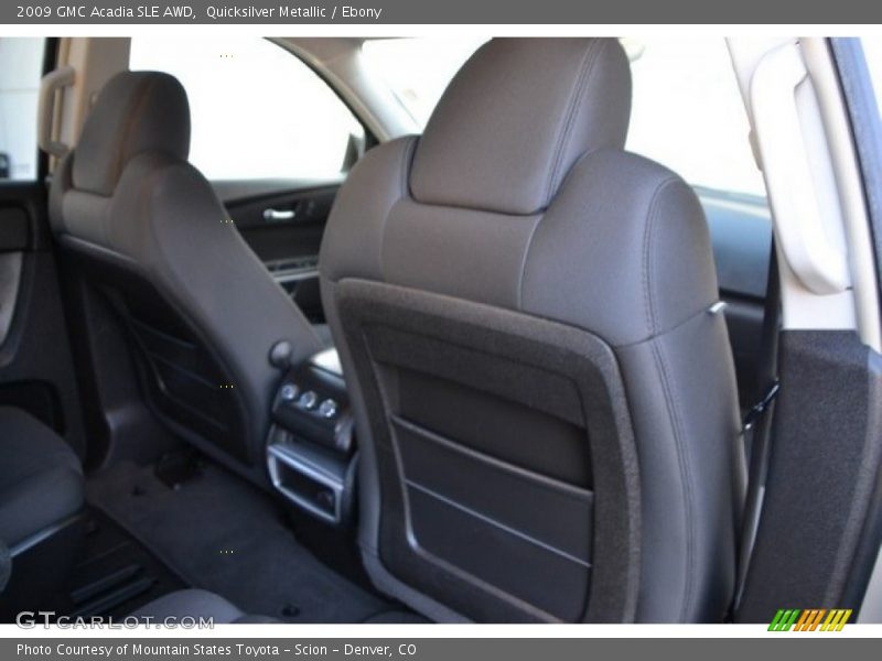 Quicksilver Metallic / Ebony 2009 GMC Acadia SLE AWD