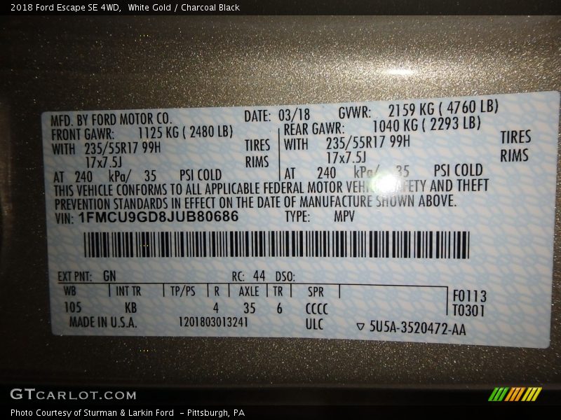 White Gold / Charcoal Black 2018 Ford Escape SE 4WD