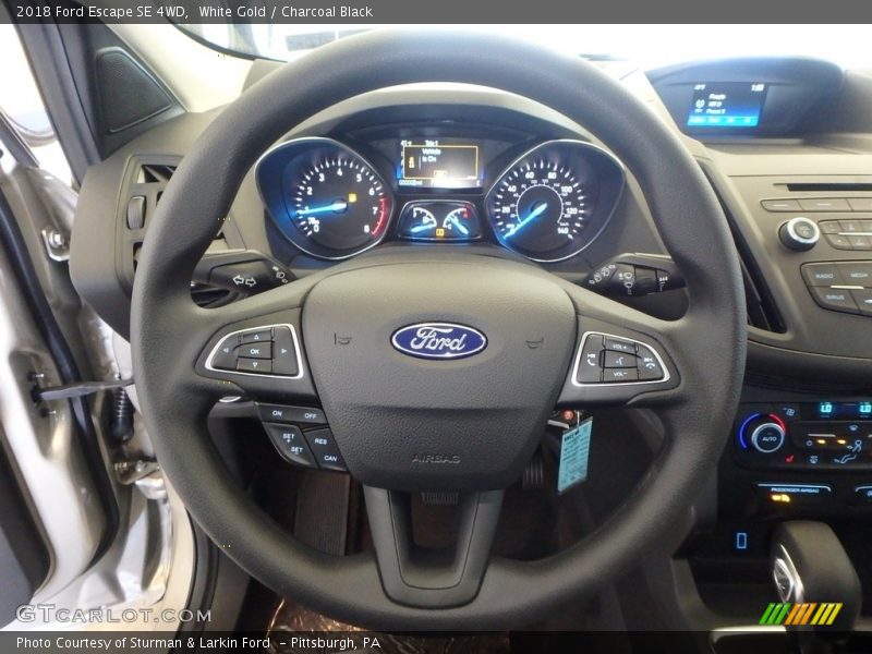 White Gold / Charcoal Black 2018 Ford Escape SE 4WD