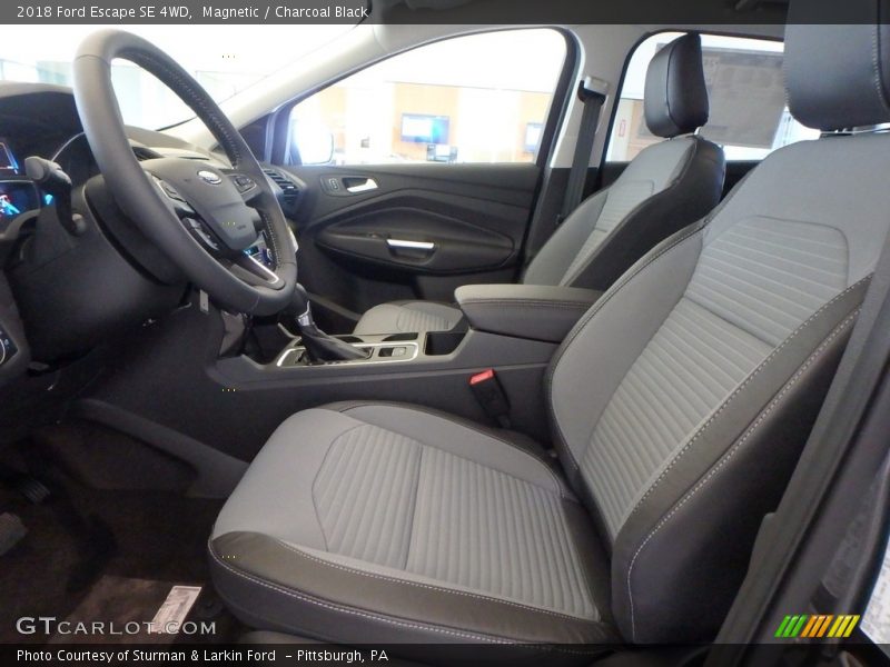 Magnetic / Charcoal Black 2018 Ford Escape SE 4WD