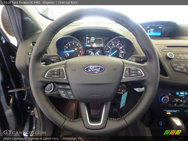 Magnetic / Charcoal Black 2018 Ford Escape SE 4WD