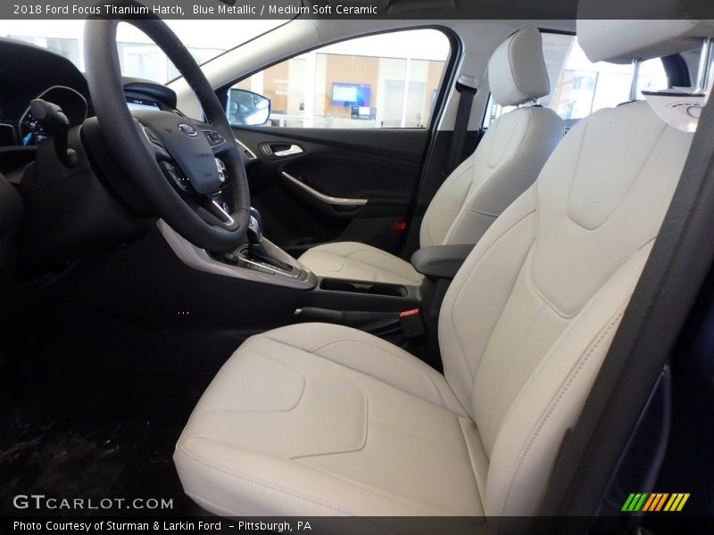 Blue Metallic / Medium Soft Ceramic 2018 Ford Focus Titanium Hatch