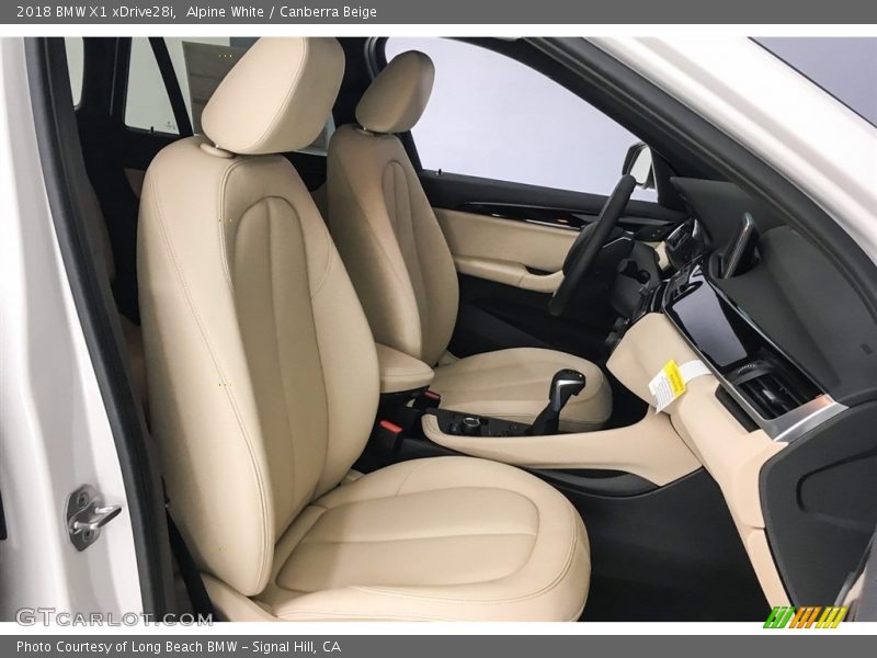 Alpine White / Canberra Beige 2018 BMW X1 xDrive28i