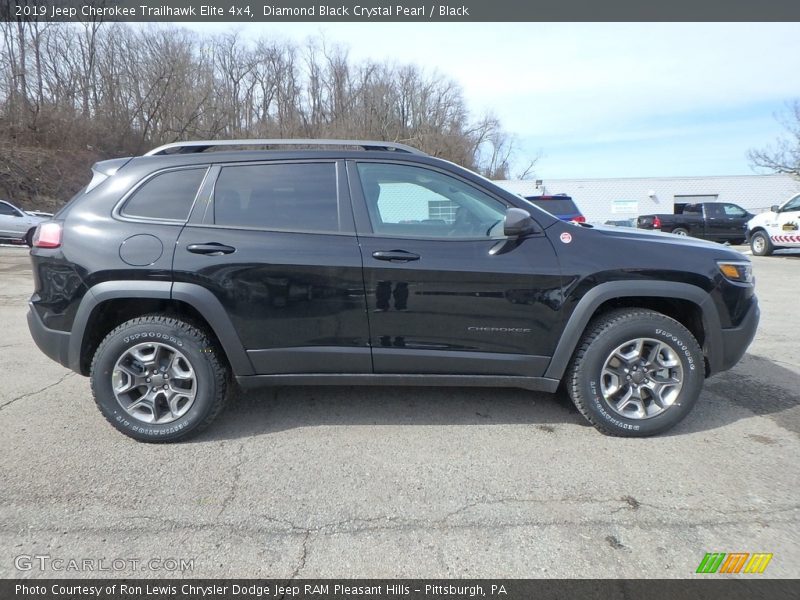 Diamond Black Crystal Pearl / Black 2019 Jeep Cherokee Trailhawk Elite 4x4