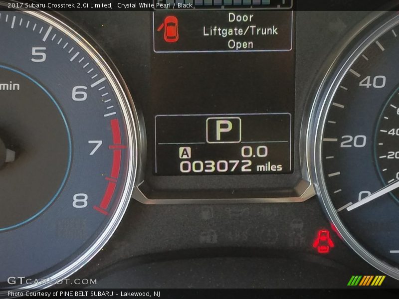 Crystal White Pearl / Black 2017 Subaru Crosstrek 2.0i Limited