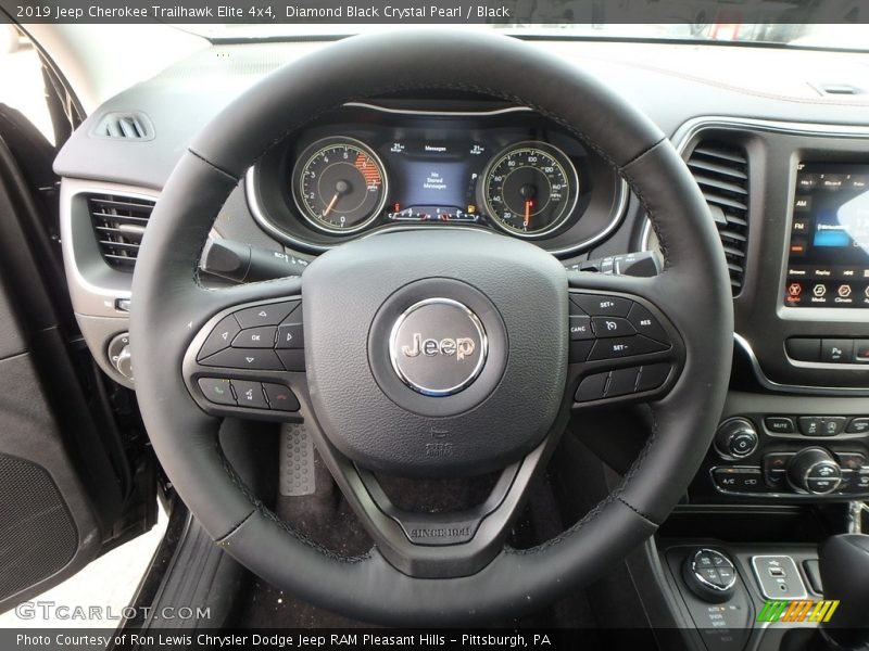  2019 Cherokee Trailhawk Elite 4x4 Steering Wheel