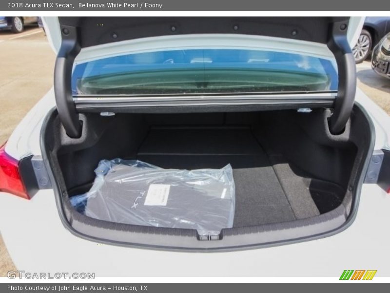 Bellanova White Pearl / Ebony 2018 Acura TLX Sedan
