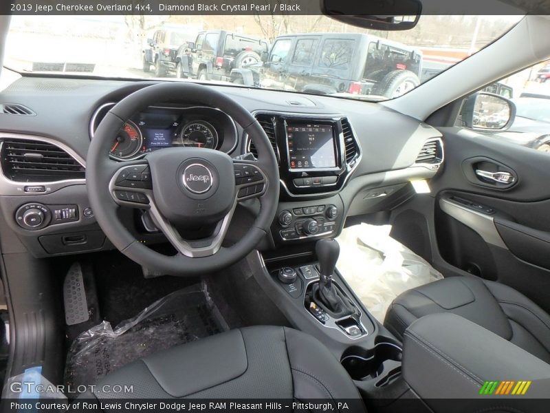  2019 Cherokee Overland 4x4 Black Interior