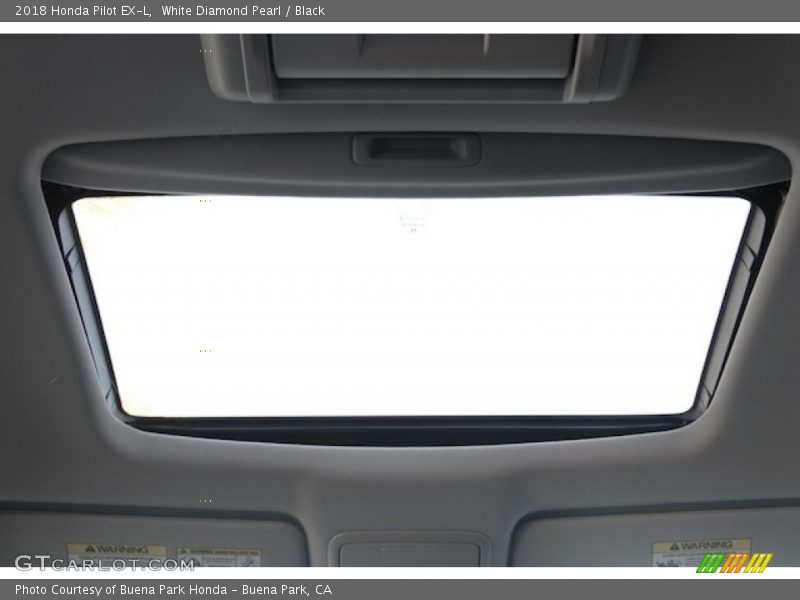 White Diamond Pearl / Black 2018 Honda Pilot EX-L