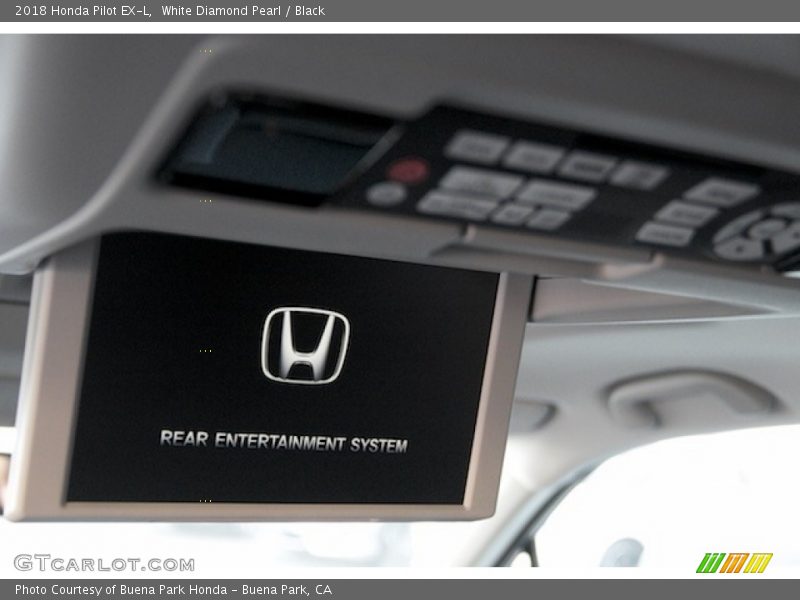 White Diamond Pearl / Black 2018 Honda Pilot EX-L