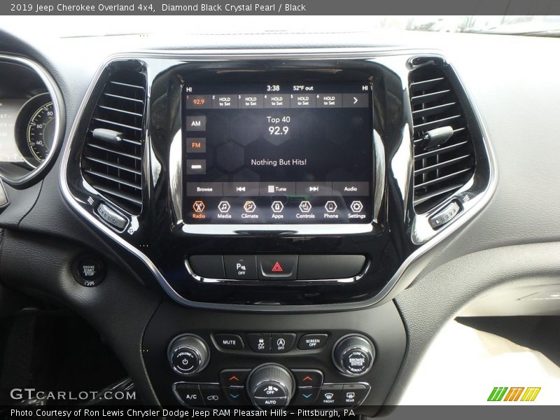 Diamond Black Crystal Pearl / Black 2019 Jeep Cherokee Overland 4x4