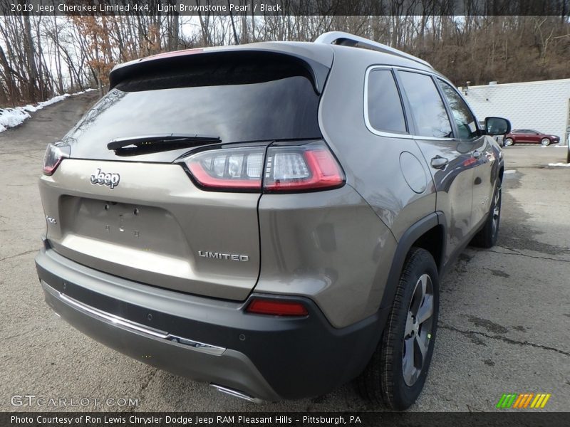 Light Brownstone Pearl / Black 2019 Jeep Cherokee Limited 4x4