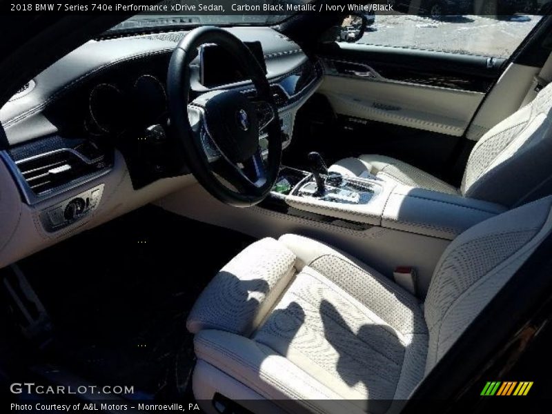 Carbon Black Metallic / Ivory White/Black 2018 BMW 7 Series 740e iPerformance xDrive Sedan