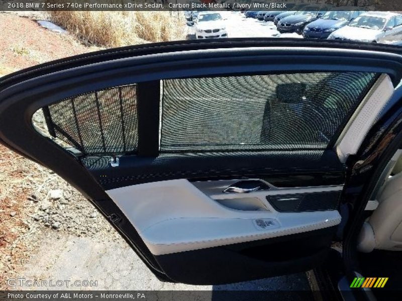 Carbon Black Metallic / Ivory White/Black 2018 BMW 7 Series 740e iPerformance xDrive Sedan