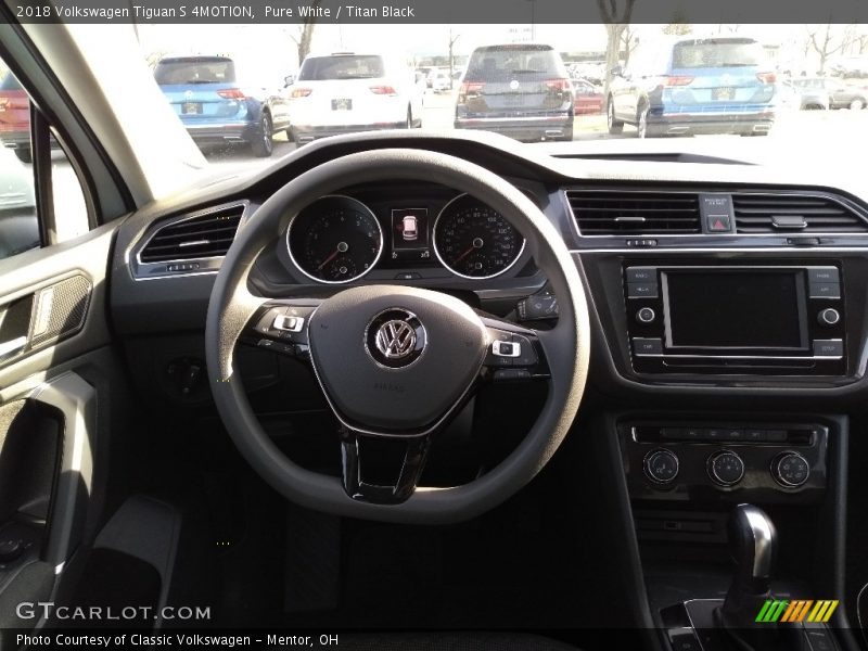Pure White / Titan Black 2018 Volkswagen Tiguan S 4MOTION