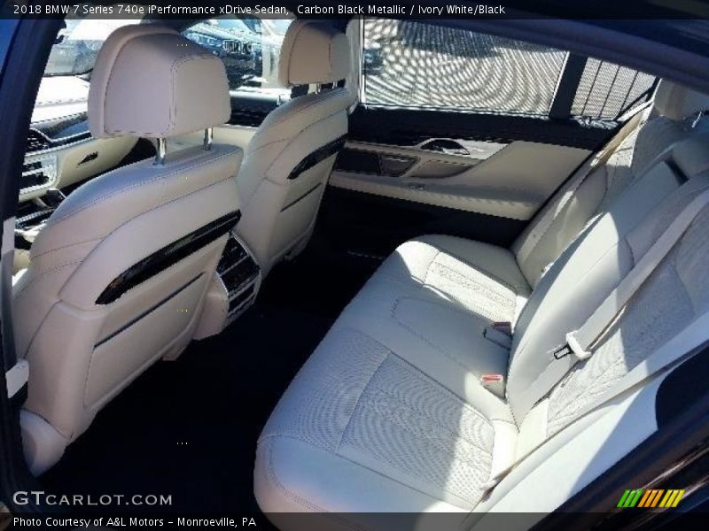 Rear Seat of 2018 7 Series 740e iPerformance xDrive Sedan