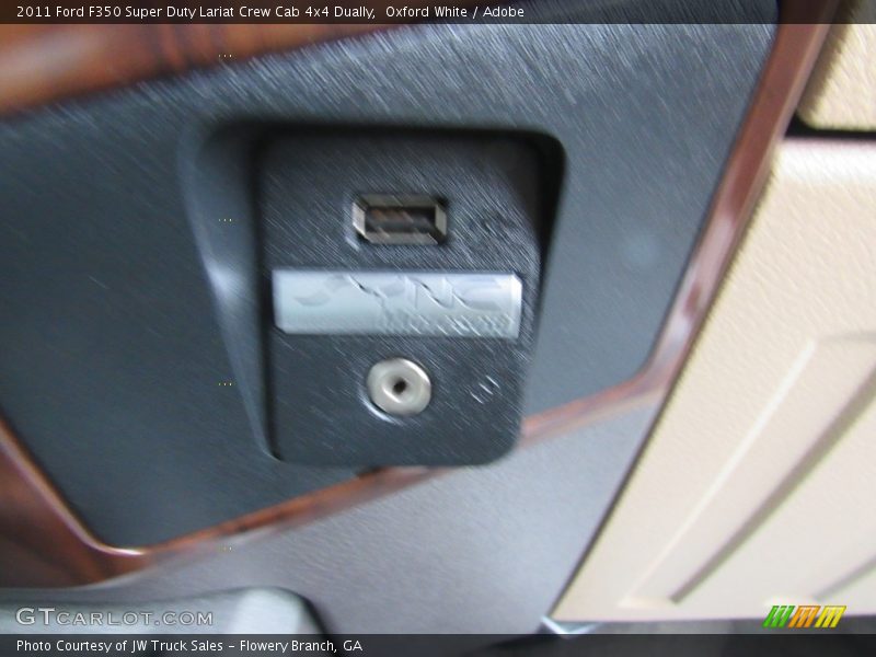 Oxford White / Adobe 2011 Ford F350 Super Duty Lariat Crew Cab 4x4 Dually