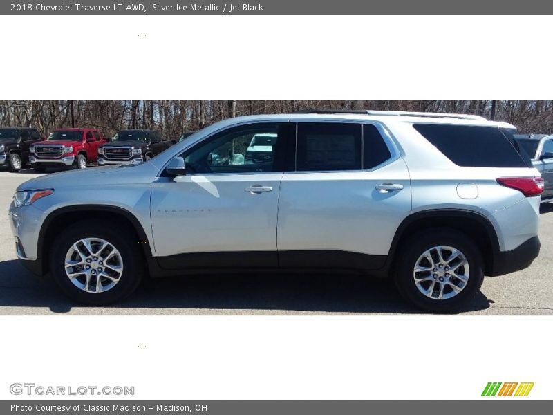 Silver Ice Metallic / Jet Black 2018 Chevrolet Traverse LT AWD