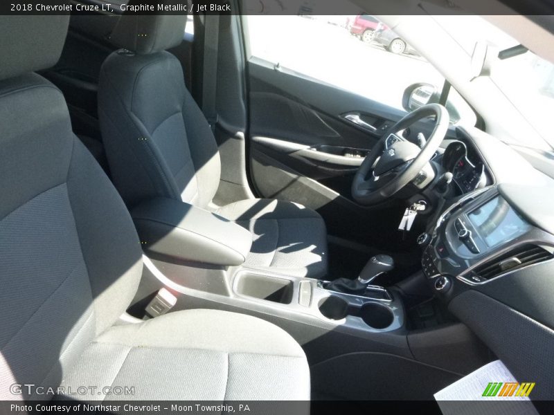 Graphite Metallic / Jet Black 2018 Chevrolet Cruze LT
