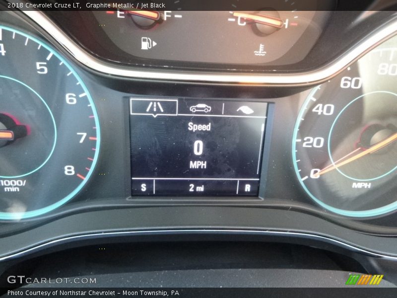 Graphite Metallic / Jet Black 2018 Chevrolet Cruze LT
