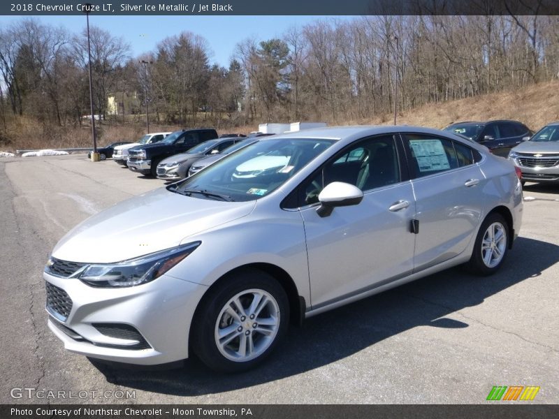 Silver Ice Metallic / Jet Black 2018 Chevrolet Cruze LT