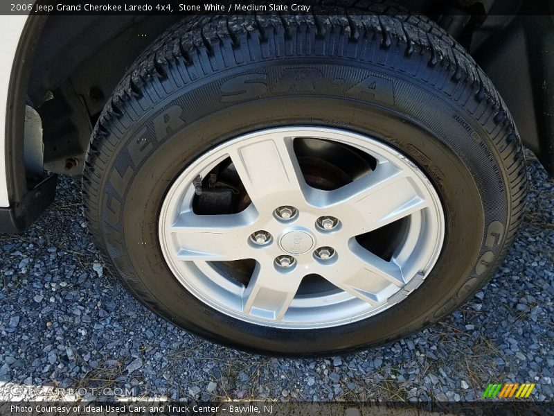 Stone White / Medium Slate Gray 2006 Jeep Grand Cherokee Laredo 4x4