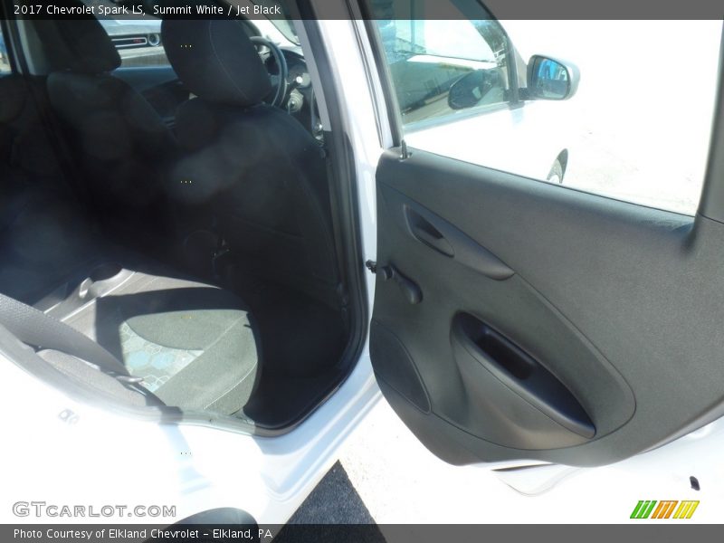 Summit White / Jet Black 2017 Chevrolet Spark LS