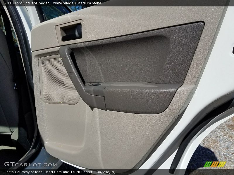 White Suede / Medium Stone 2010 Ford Focus SE Sedan