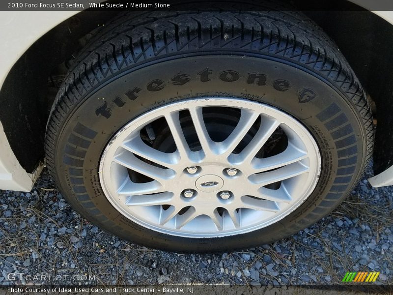 White Suede / Medium Stone 2010 Ford Focus SE Sedan