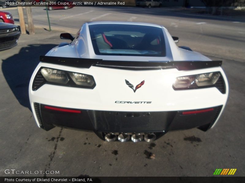 Arctic White / Adrenaline Red 2019 Chevrolet Corvette Z06 Coupe
