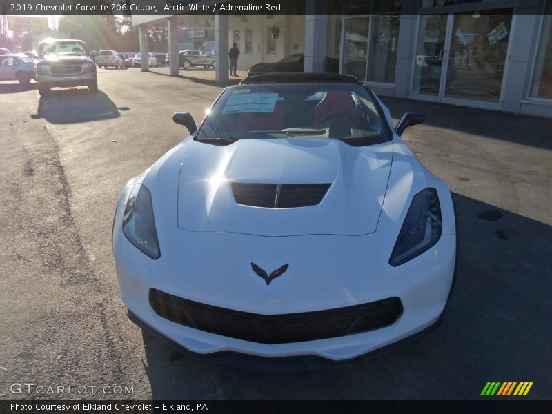 Arctic White / Adrenaline Red 2019 Chevrolet Corvette Z06 Coupe