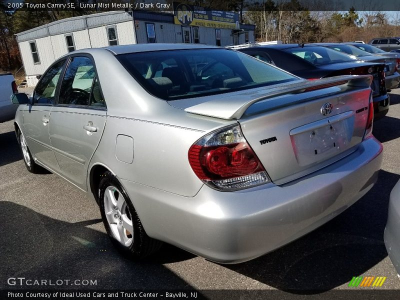 Lunar Mist Metallic / Dark Gray 2005 Toyota Camry SE