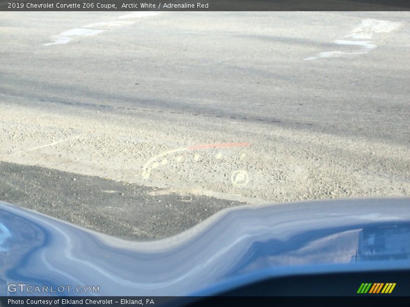 Arctic White / Adrenaline Red 2019 Chevrolet Corvette Z06 Coupe