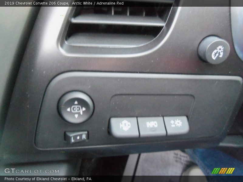 Arctic White / Adrenaline Red 2019 Chevrolet Corvette Z06 Coupe