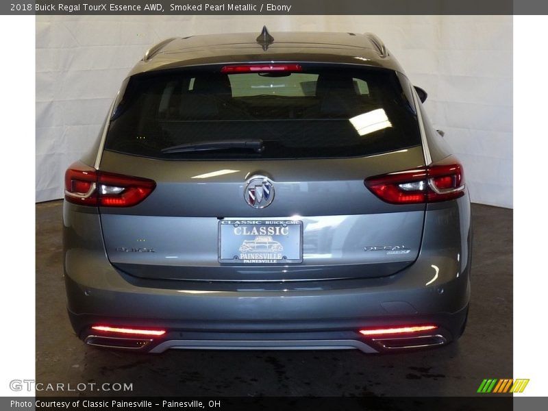 Smoked Pearl Metallic / Ebony 2018 Buick Regal TourX Essence AWD