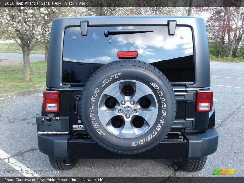 Black / Black 2018 Jeep Wrangler Sahara 4x4